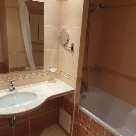 Private In The Best - Seaview Apartment